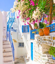 L’isola Amorgos.Tra i 14 luoghi più colorati d’Europa!