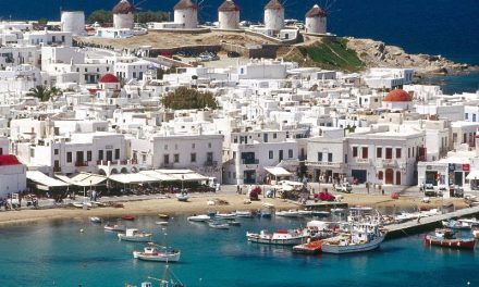 Nuovo record per il turismo in Grecia nel 2015