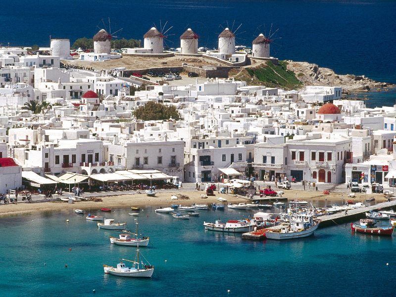 Nuovo record per il turismo in Grecia nel 2015