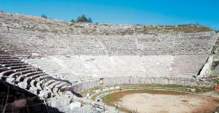 Restaurato il magnifico antico teatro di Dodona