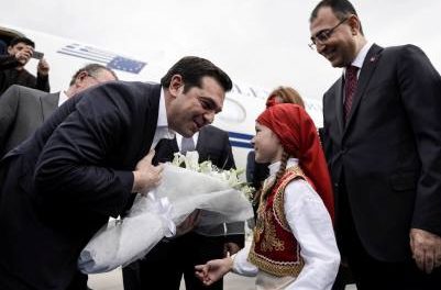 “Nessuno può imporre a Grecia e Turchia una soluzione per risolvere la crisi dei migranti” riafferma Tsipras a Smirne