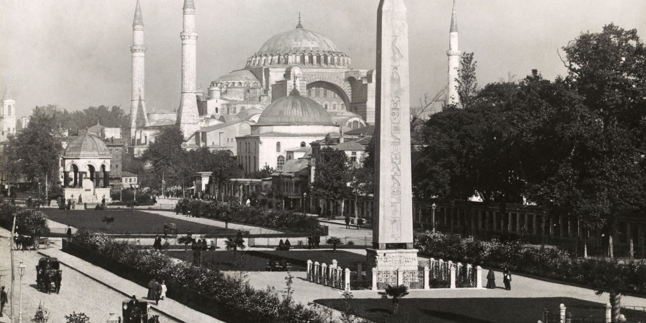 Istanbul di Jean Pascal Sebah & Polycarpe Joaillier (1890-1900) dalla biblioteca Trikoglou dell’ Università Aristotele di Salonicco