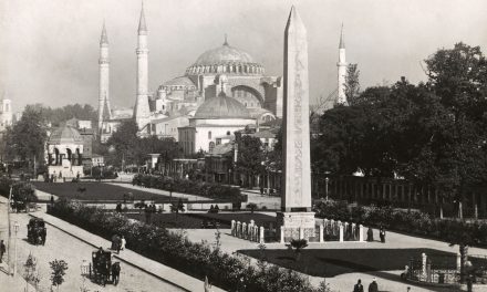 Istanbul di Jean Pascal Sebah & Polycarpe Joaillier (1890-1900) dalla biblioteca Trikoglou dell’ Università Aristotele di Salonicco
