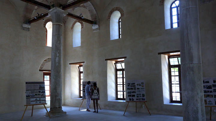 Apertura al pubblico della moschea Fethiye a Monastiraki di Atene