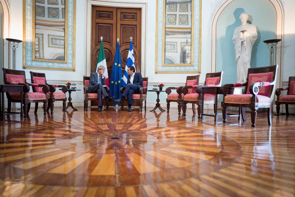 Alexis Tsipras ha ricevuto Paolo Gentiloni a Corfù per il 1° Vertice Intergovernativo tra Grecia e Italia
