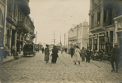 “Commercio di Salonicco 1870-1970” – una mostra al Centro Conferenze della Banca del Pireo