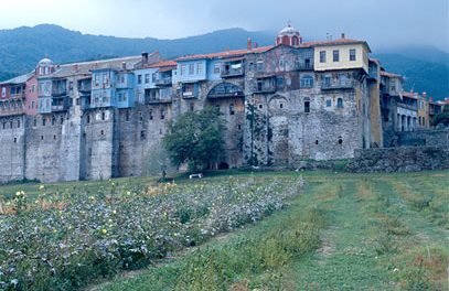 Monte Athos | una Santa Montagna per la Vergine Maria, un regno di uomini e una storia di donne “proibite” (parte 2)