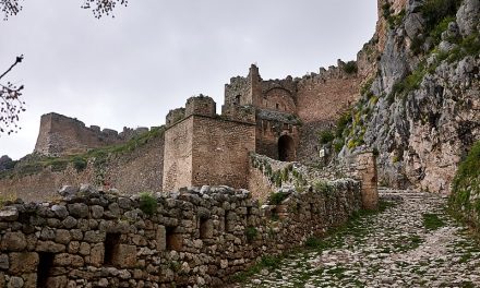 Acrocorinto: l’acropoli degli dei